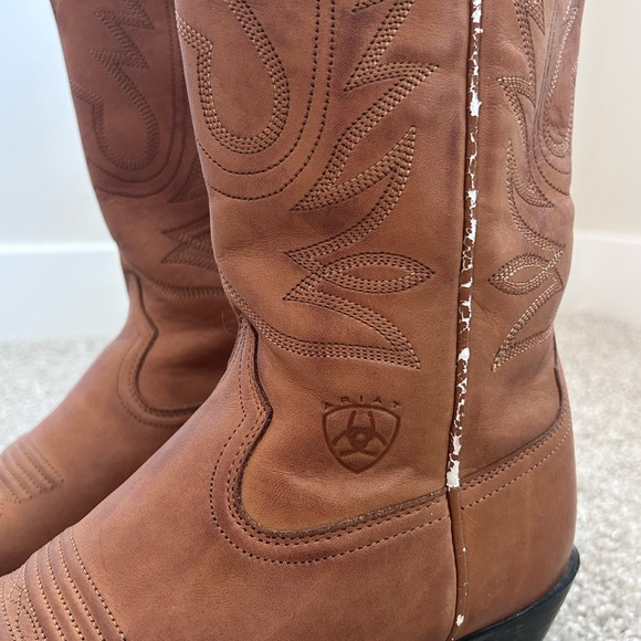 Ariat Women's Heritage X Toe Elastic Wide Calf Western Snip Toe Boot-10040425 - Picture 3 of 12